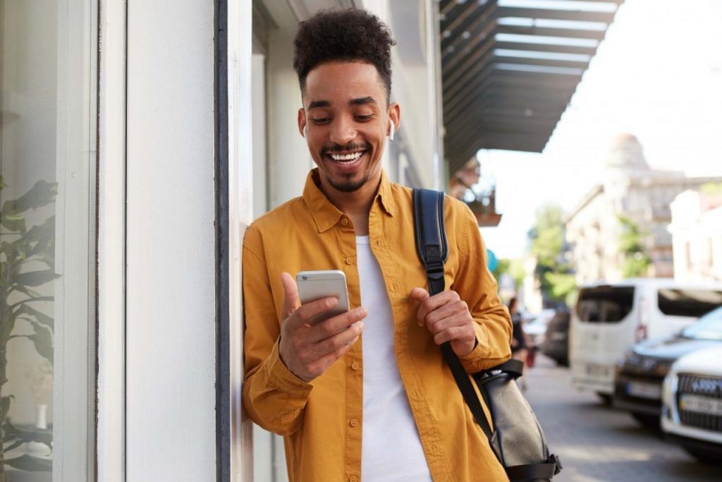 Chatbots e voicebots: quais são melhores e quando investir?
